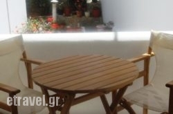 Miraflores Studios in Piso Livadi, Paros, Cyclades Islands