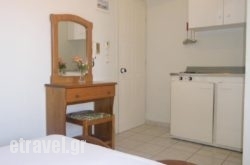 Myros Studios in Aigina Chora, Aigina, Piraeus Islands - Trizonia