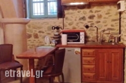 Orchard Guesthouse in Kalarites, Ioannina, Epirus