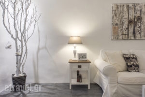 Morfes Luxury Residence_lowest prices_in_Room_Cyclades Islands_Sandorini_Sandorini Chora