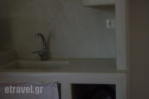 Litsa Malli Rooms_lowest prices_in_Room_Cyclades Islands_Milos_Milos Chora