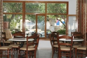 Louiza Hotel_best deals_Hotel_Cyclades Islands_Paros_Paros Chora