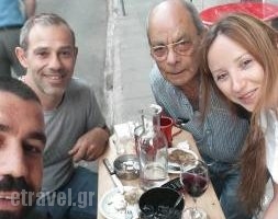 O Gkagkaras_food_in_Restaurant___