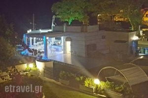 Boutique Beach Bar_food_in_Caf? and Bar___Planos