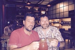 Gazarte_food_in_Caf? and Bar___