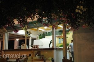 Pizzeria Niki_food_in_Restaurant___Paleochora