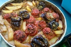 Irthe ke Edese_food_in_Restaurant___Koropi