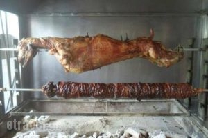 Oraia Sifnos_food_in_Restaurant___Apollonia