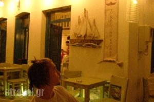 Chartino Karavi_food_in_Restaurant___