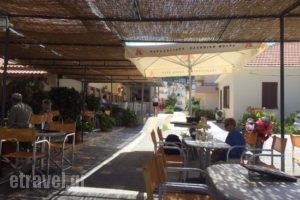 Crystal Wave_food_in_Restaurant___