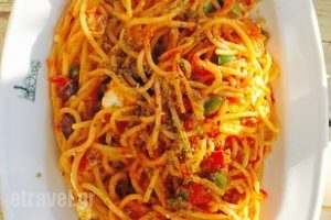 Stasi Diethnes_food_in_Restaurant___Platis Gialos