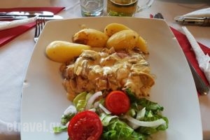 Paolo_food_in_Restaurant___