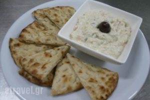 Taverna Glyfa_food_in_Restaurant___Mparmpati