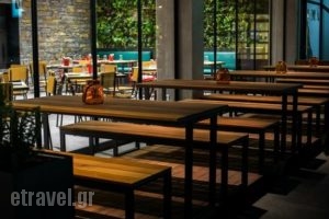 Lnko_food_in_Restaurant___