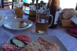 Paralia_food_in_Restaurant___Stalos