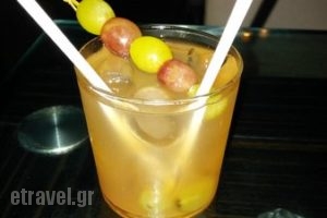 Nuovo Cafe_food_in_Caf? and Bar___