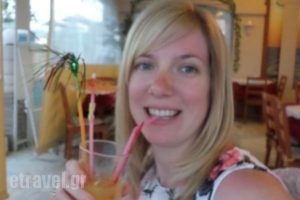 Little Ariel_food_in_Restaurant___