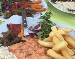 X-Paradiso_food_in_Caf? and Bar___Laganas