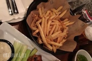 TGI Fridays_food_in_Caf? and Bar___Athina