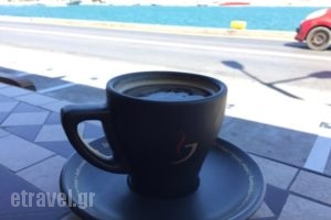 Pura Vida_food_in_Caf? and Bar___Chios