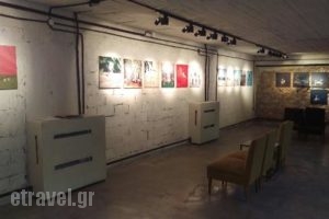 Piree_food_in_Caf? and Bar___Pireas