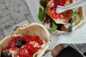 Falafellas_food_in_Restaurant___