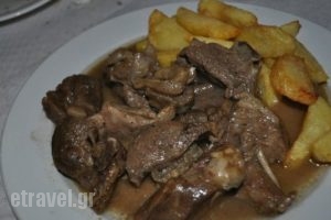 Polifimos Taverna_food_in_Restaurant___Sougia