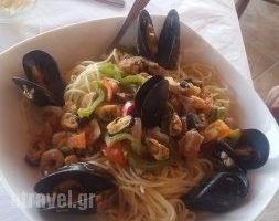 Kalamaki Restaurant Beach Bar_food_in_Restaurant___Galatas